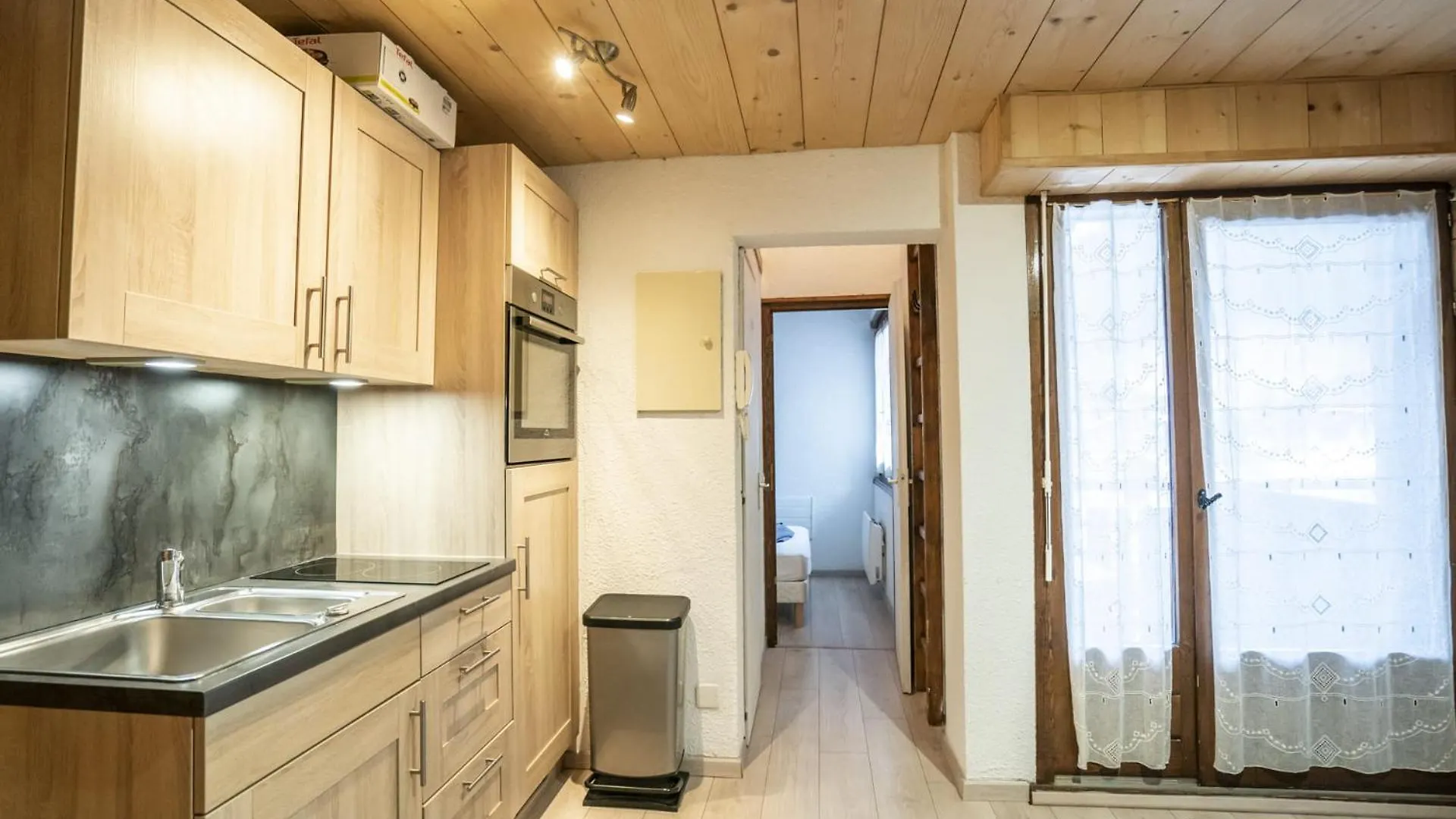 Appt Bien Agence, Bien Place-Chatel Apartment