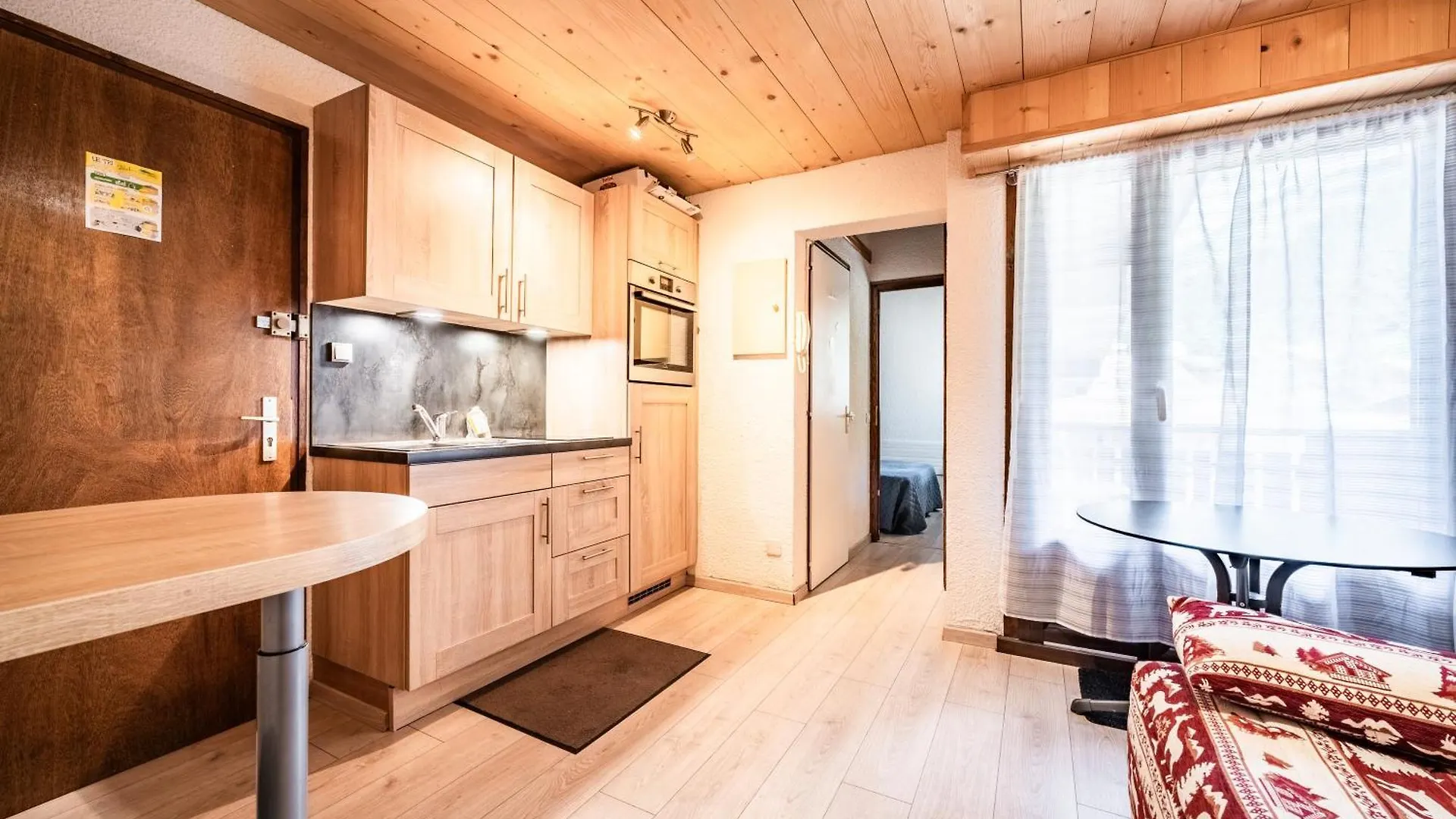 Appt Bien Agence, Bien Place-Chatel 0*, Chatel France